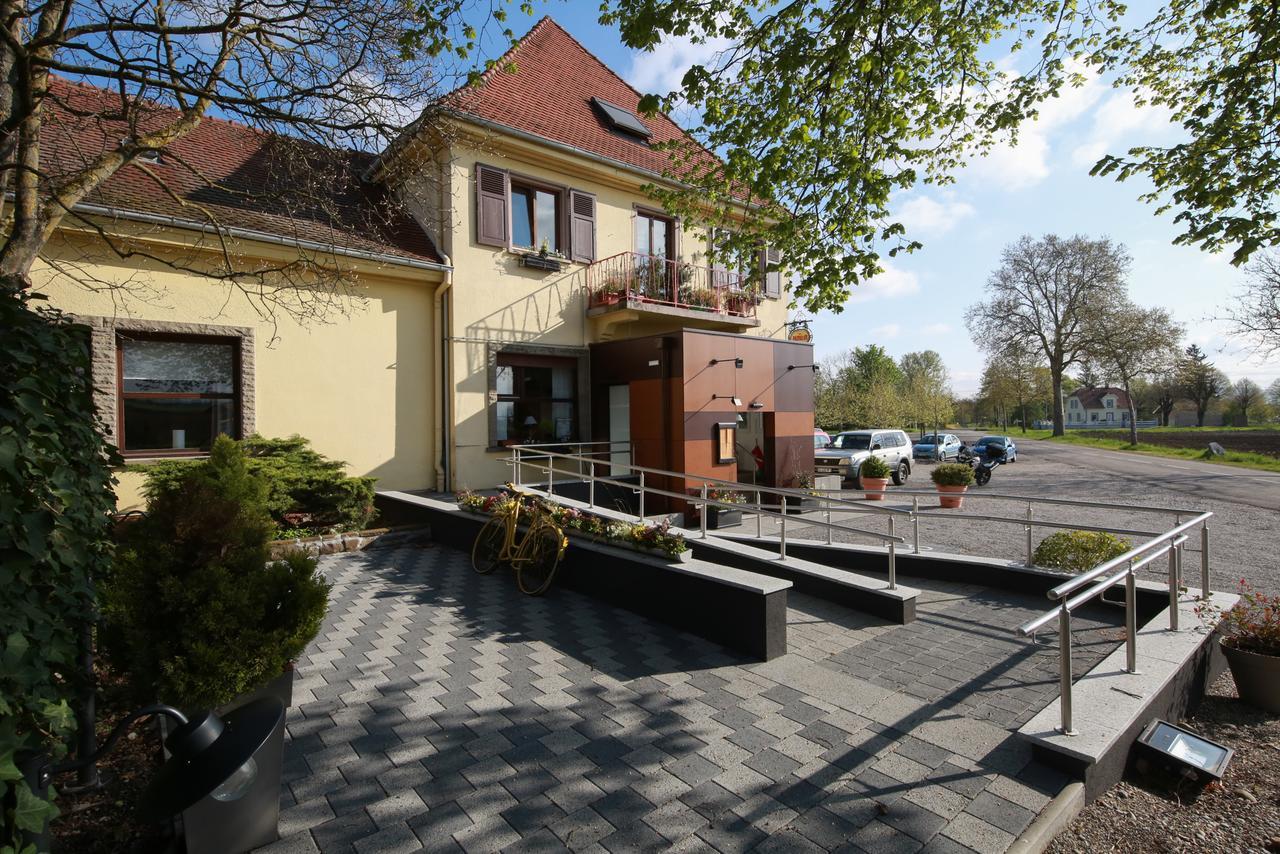 Hotel La Boite A Sel Volgelsheim Exterior foto